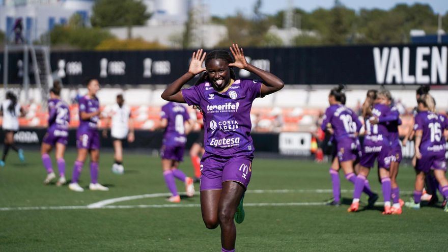 Remontada del Costa Adeje para repetir victoria a domicilio