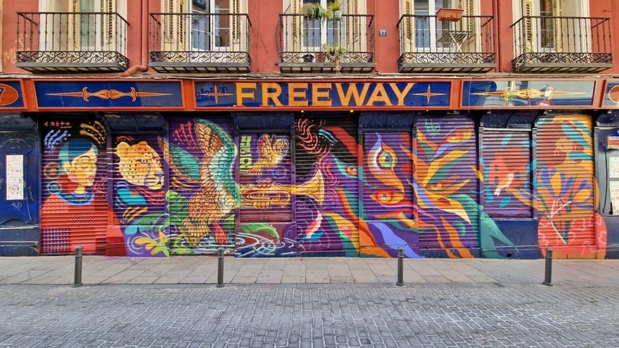 Pinta Malasaña 2024 premia una obra mural colombiana y el público elige una creación colectiva infantil sobre su cole