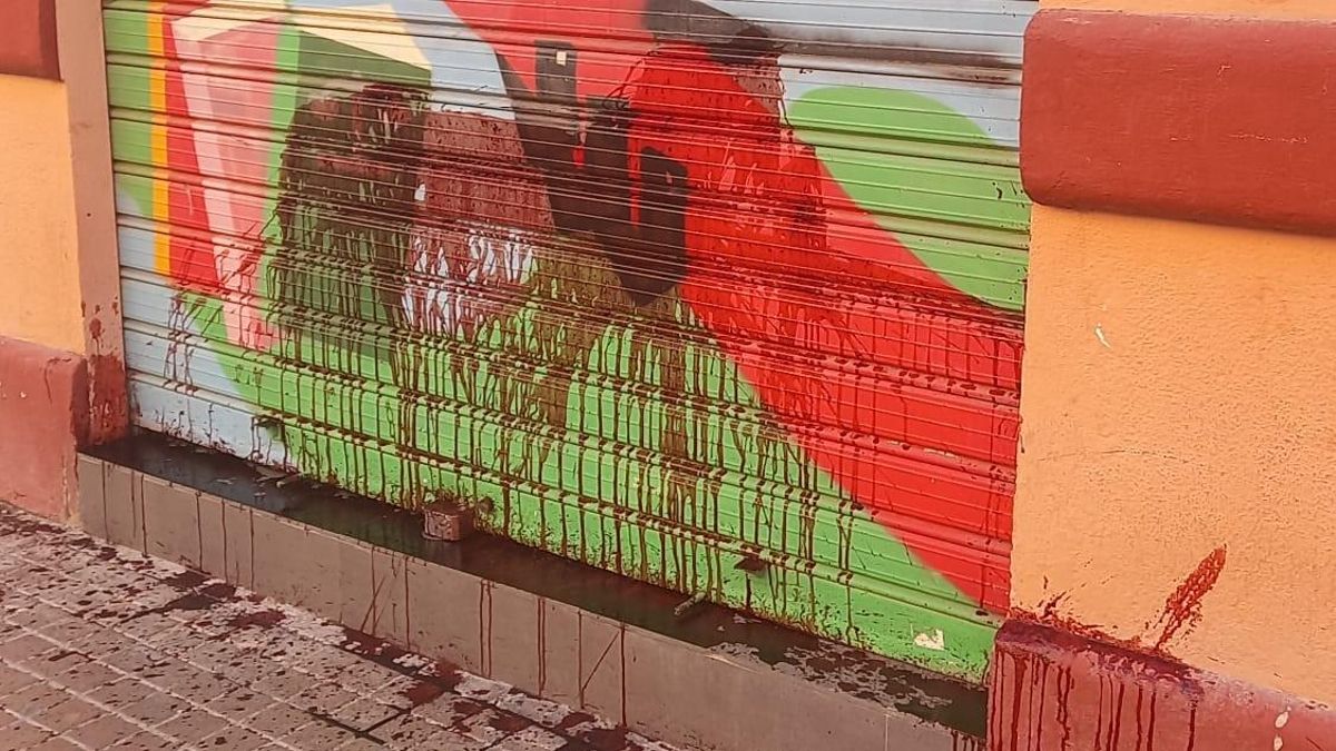 La Comisión de Ayuda al Refugiado denuncia ataques racistas en su sede de València: "Es una amenaza"