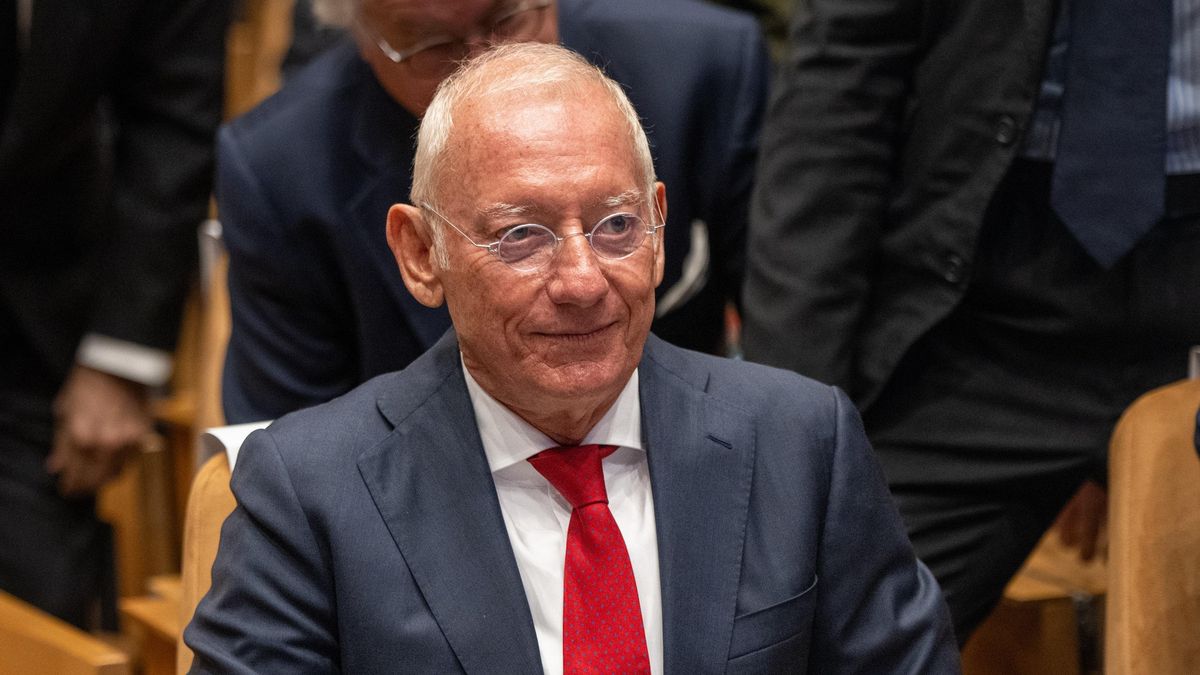 Los albaceas del fundador de Mango defienden la inocencia de su hijo tras ser investigado por los Mossos