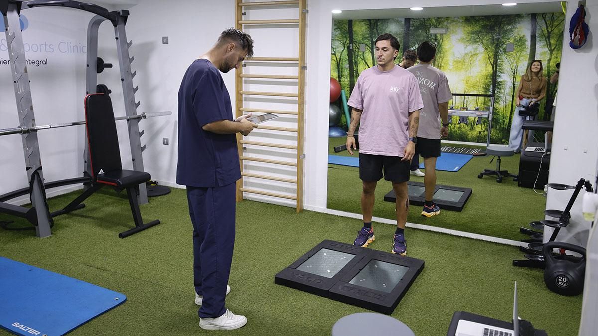 Los jugadores del Córdoba CF se someten a pruebas de fuerza en la clínica Ergodinámica