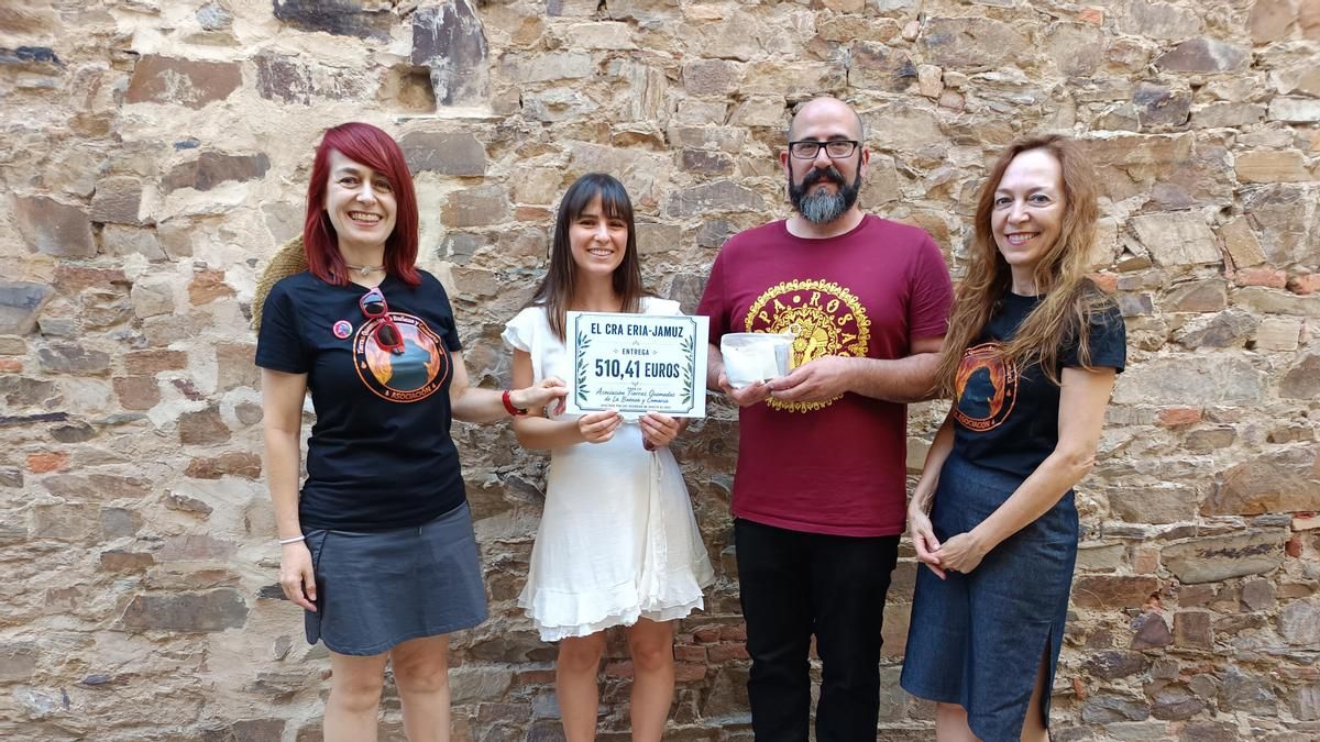 La solidaridad con los montes quemados del sur de León tras los incendios de 2025 suma nuevos apoyos un año después