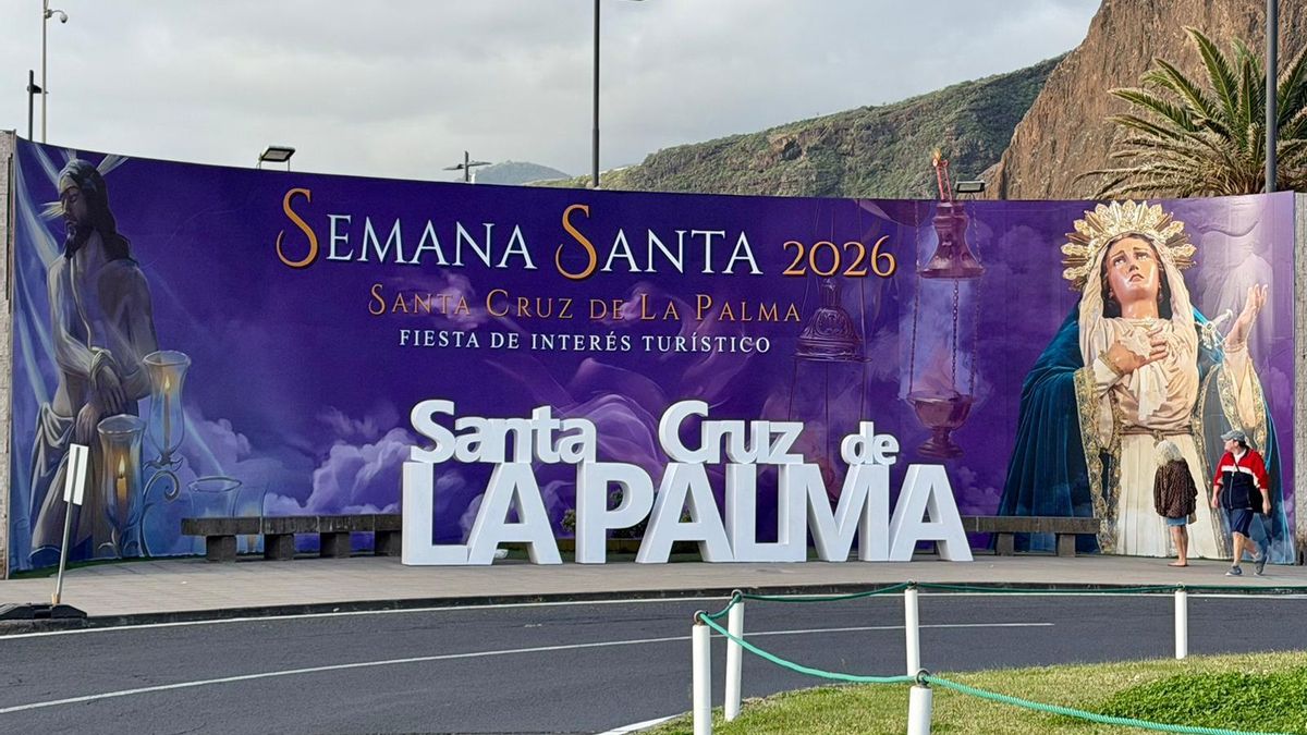 Santa Cruz de La Palma transforma su kilómetro cero en un homenaje al Martes Santo