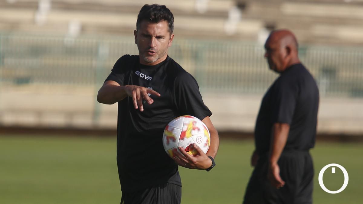 Primer entrenamiento del Córdoba CF tras las vacaciones
