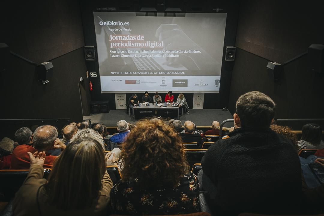 Vista general de la jornada del día 19 con Leonarda García Jiménez, Lázaro Giménez, Lola García, Ximena Villagrán Barillas y Elisa Reche