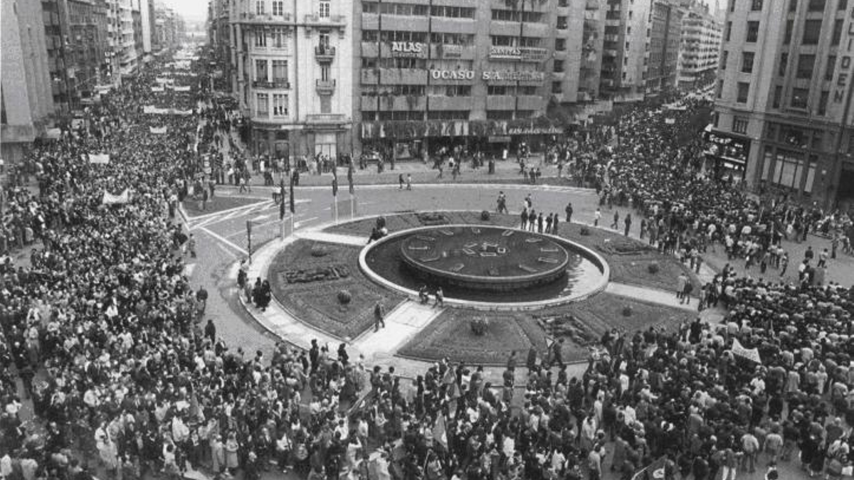 Manifestación 4 mayo 1984 a favor de la autonomía leonesa. 