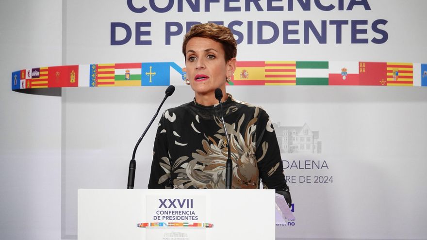 La presidenta de Navarra, María Chivite, ofrece una rueda de prensa durante la XXVII Conferencia de Presidentes, en el Palacio de la Magdalena, a 13 de diciembre de 2024, en Santander, Cantabria (España). La conferencia se celebra tras más de dos años sin