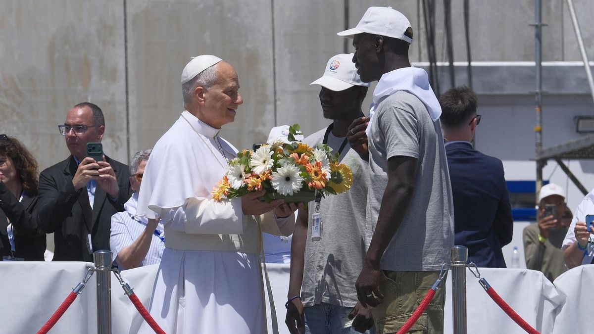 “Me tocó pasar frío y miedo en la calle”: el Papa es testigo del dolor de los migrantes en Arguineguín