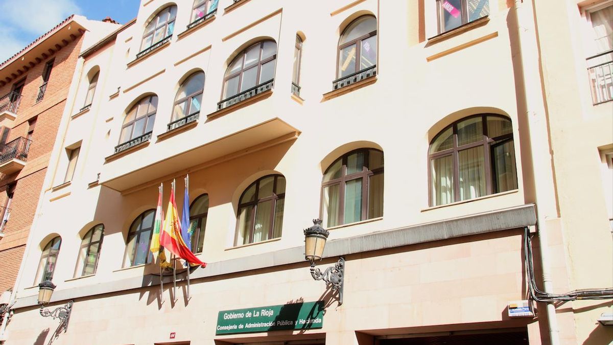 Aprobado el nuevo modelo de función pública en La Rioja: se crea el grupo B y se reconoce la categoría de bombero forestal