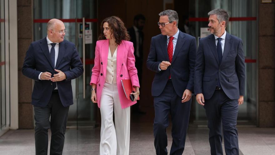 Miguel Tellado, Isabel Díaz Ayuso y Miguel Ángel García Martín durante el debate sobre el Estado de la Región en la Asamblea de Madrid, a 10 de septiembre de 2026, en Madrid.