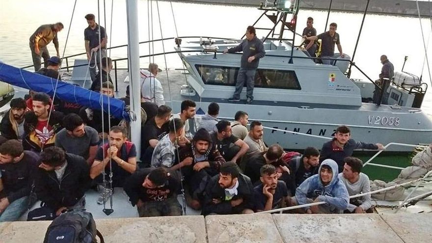 Salvini pedirá que no lleguen a Italia los barcos de las misiones europeas
