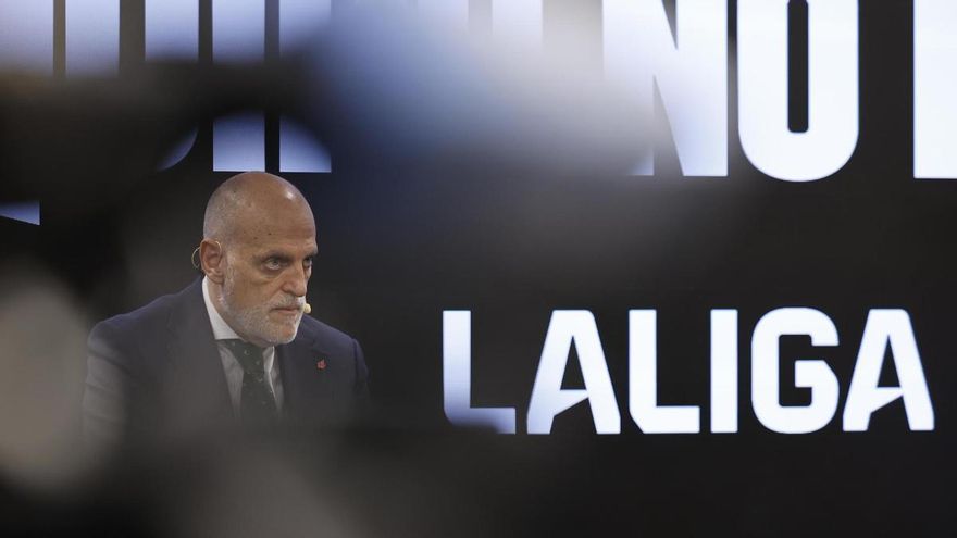 Un juez atiende una demanda de La Liga y ordena a las operadoras que le entreguen los datos de clientes que ven fútbol pirata