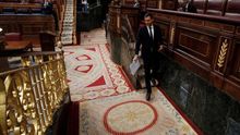 El presidente del Gobierno, Pedro Sánchez, durante el pleno del Congreso que vota este miércoles la última prórroga del estado de alarma con la que el Gobierno pretende cerrar el proceso de desescalada y que ya cuenta con los votos suficientes para salir adelante tras un periodo de duras negociaciones en el que los aliados del Ejecutivo han ido cambiando en cada votación.