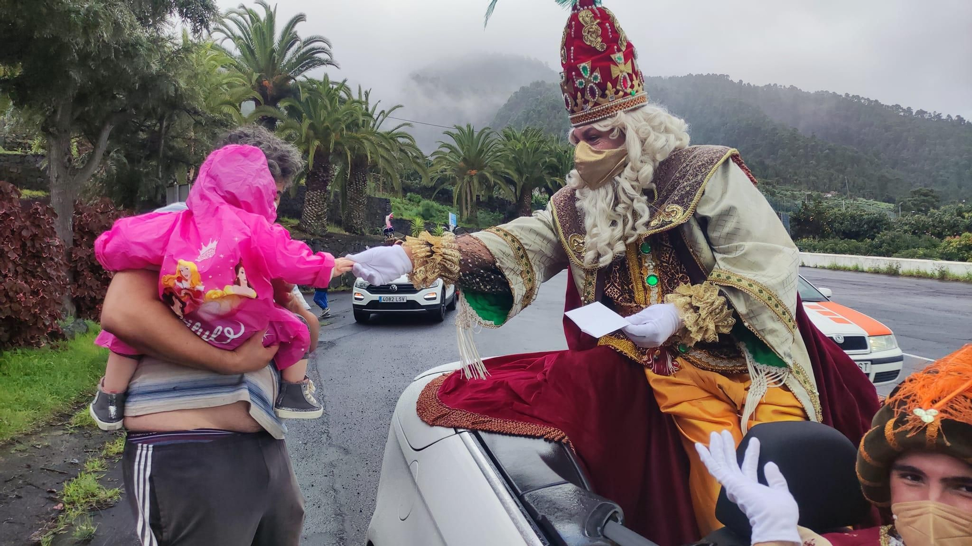 Los Reyes Magos recogieron las cartas de los niños y niñas de La Palma. Foto: AYUNTAMIENTO DE SANTA CRUZ DE LA PALMA
