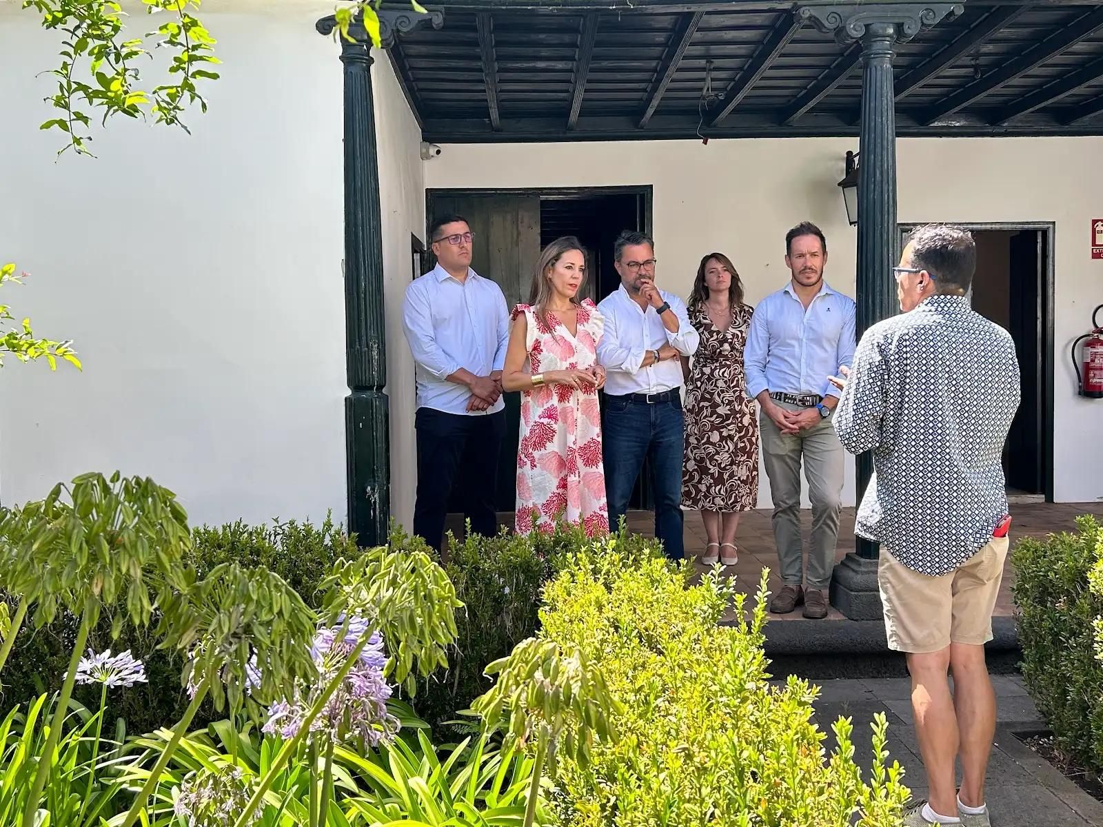 Visita de Jessica de León a la Quinta Verde.