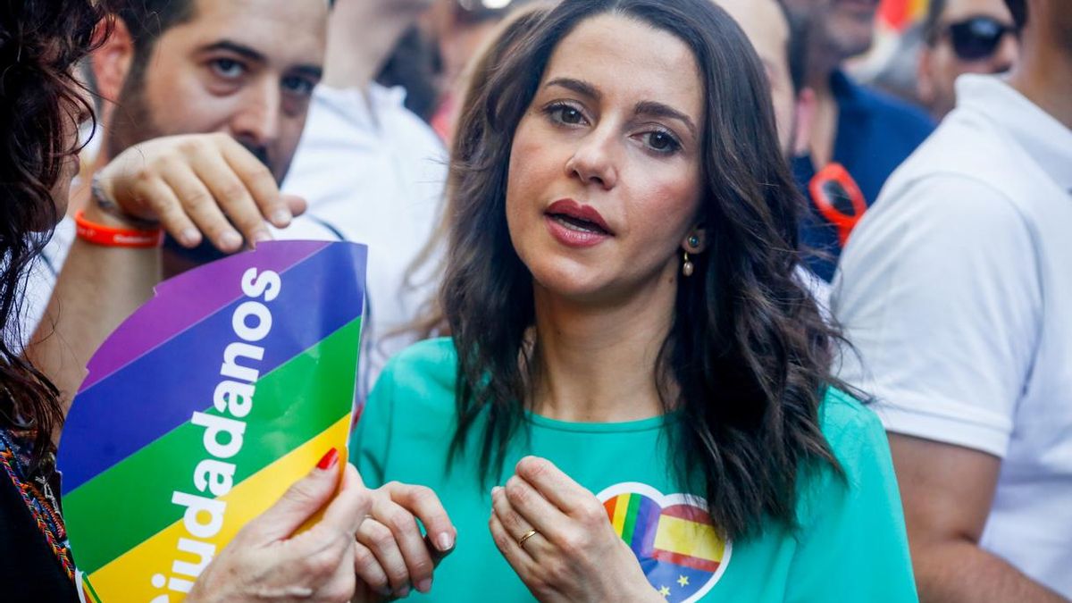 Arrimadas pide a Marlaska que dimita "si tiene dignidad" por "alimentar el odio" contra los votantes de Ciudadanos