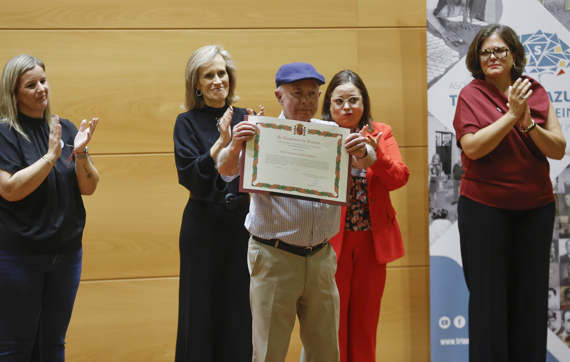 Acto de reconocimiento y reparación a represaliados por el franquismo y deportados a campos nazis