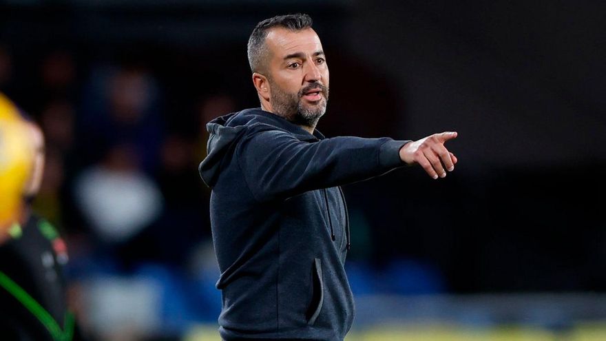 Diego Martínez cree que una victoria ante el Alavés “lo cambiaría todo”