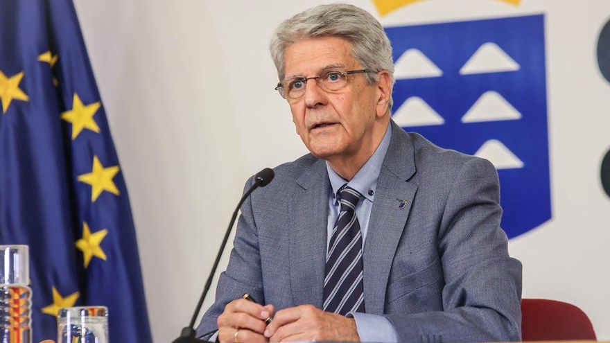 El Gobierno canario insiste: “No hay ninguna negociación sobre el espacio aéreo con Marruecos”