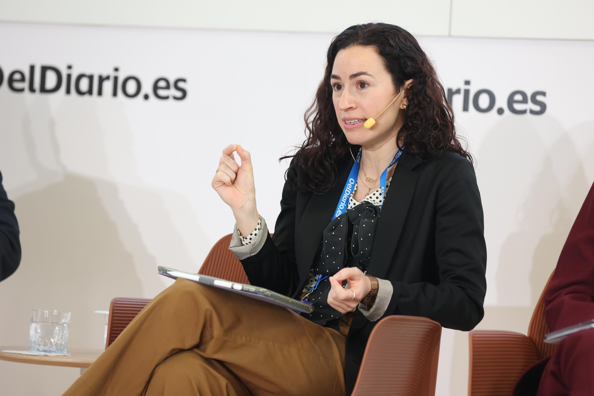 Laura Vélez de Mendizábal, experta en movilidad eléctrica en la Federación Europea de Transporte y Medio Ambiente