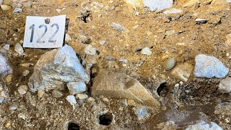 Hallan ADN humano y animal de hace 25.000 años en el sedimento de la cueva cántabra de El Mirón