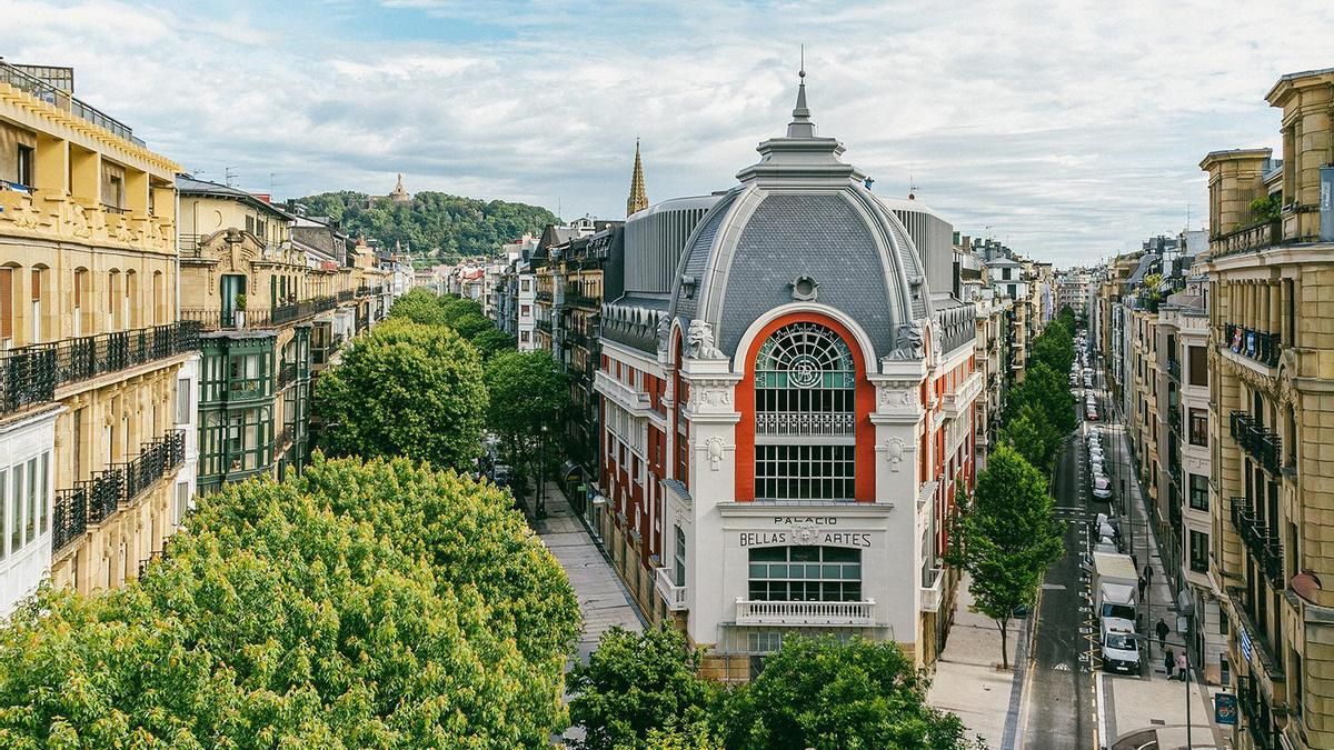 De cine más antiguo de España a hotel de lujo: abre sus puertas el Hilton en el antiguo Bellas Artes de Donostia