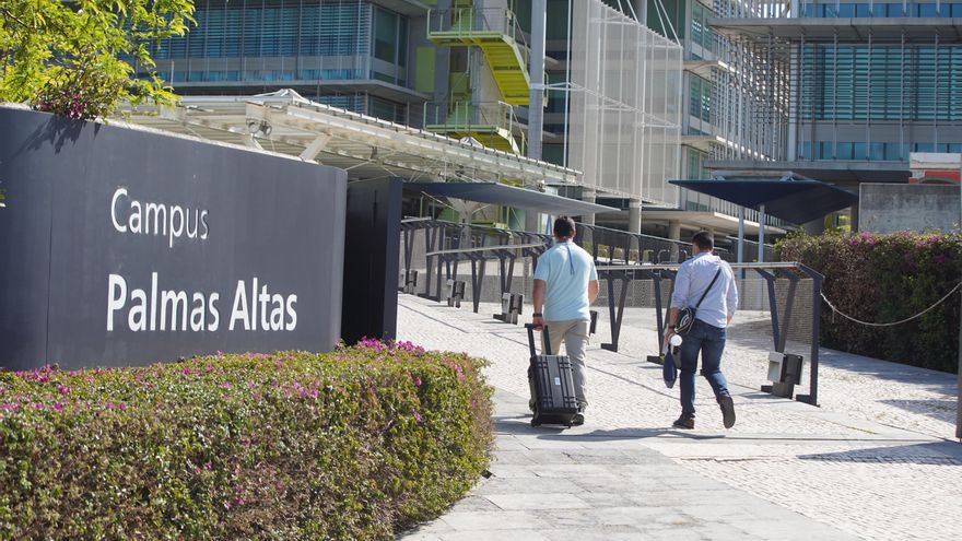 Abengoa camina a la "paz social" tras dimitir su presidente y entrar los pequeños accionistas en el consejo de administración