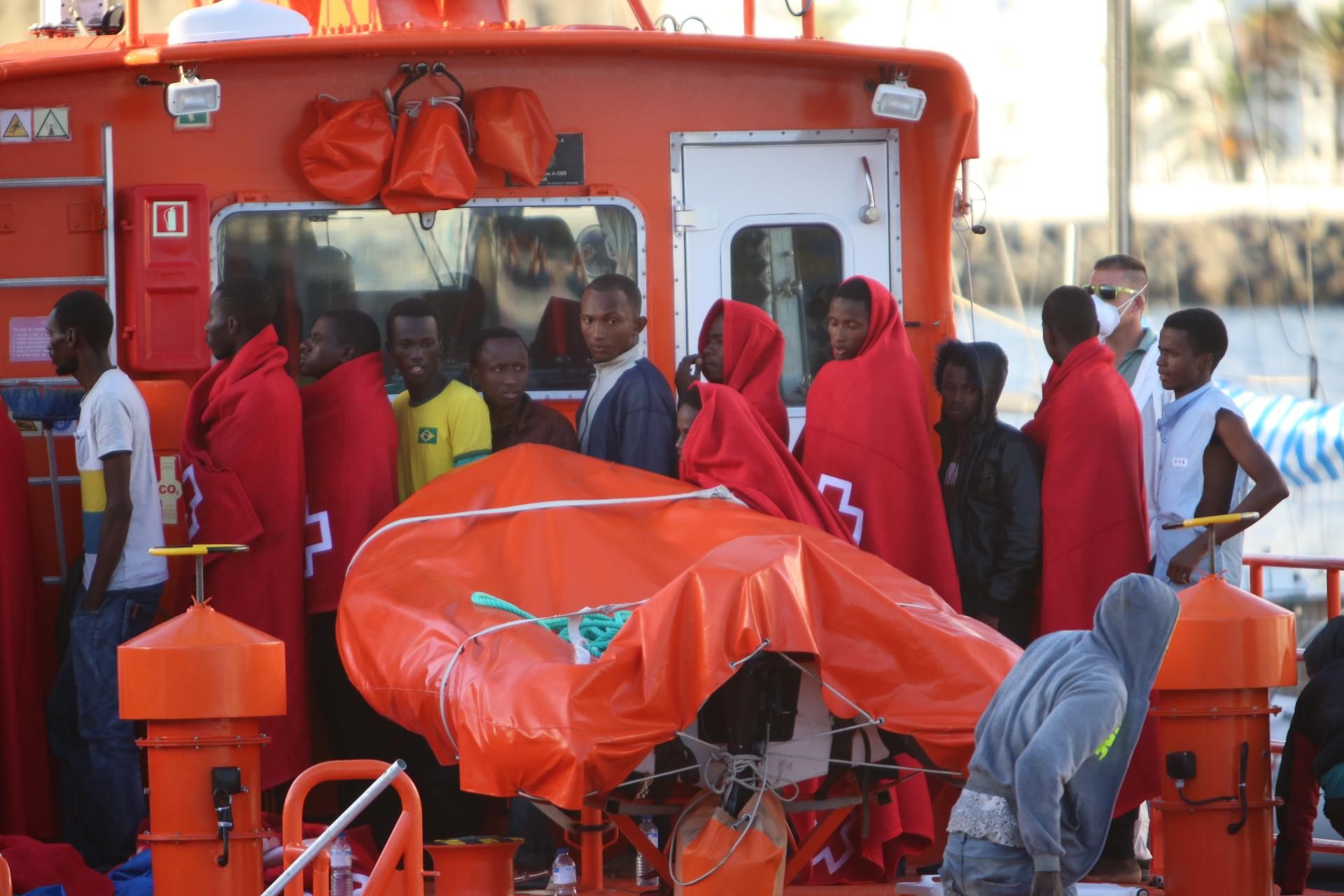 Desembarca en Gran Canaria un cayuco con 59 personas (ALEJANDRO RAMOS)