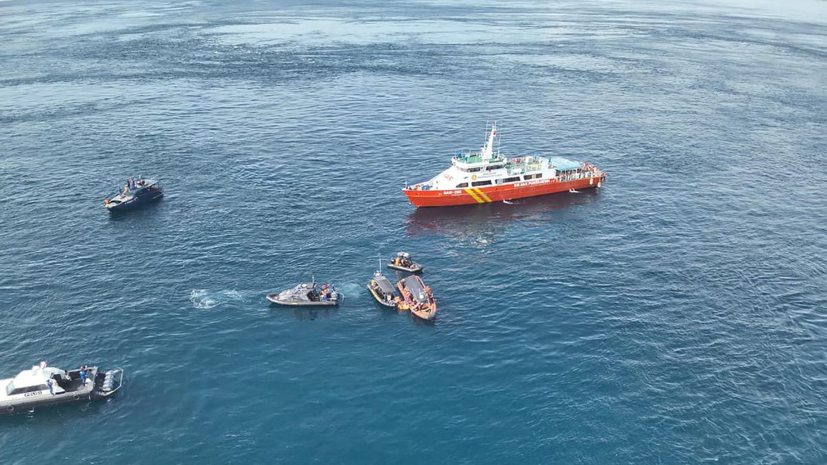 Indonesia localiza otro cuerpo y el barco en el que naufragó la familia española