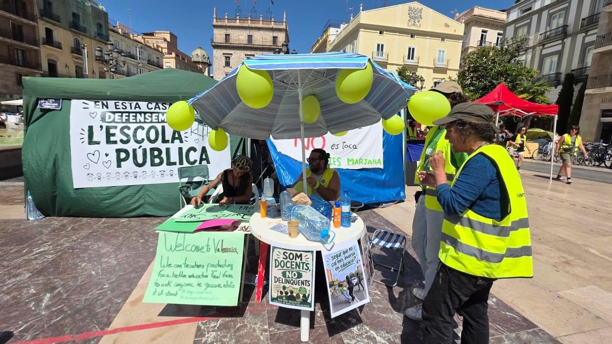 En marcha el undécimo intento de negociación: Educación y sindicatos docentes, en busca de acuerdo en la quinta semana de huelga indefinida