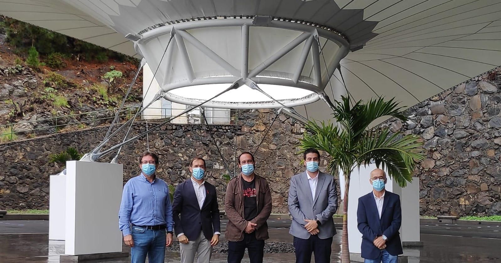Visita de las autoridades al nuevo espacio para eventos.
