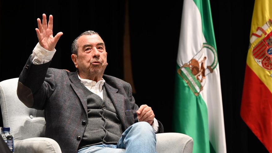 José Luis Garci: "Tengo la sensación desde niño de que los españoles no nos queremos"