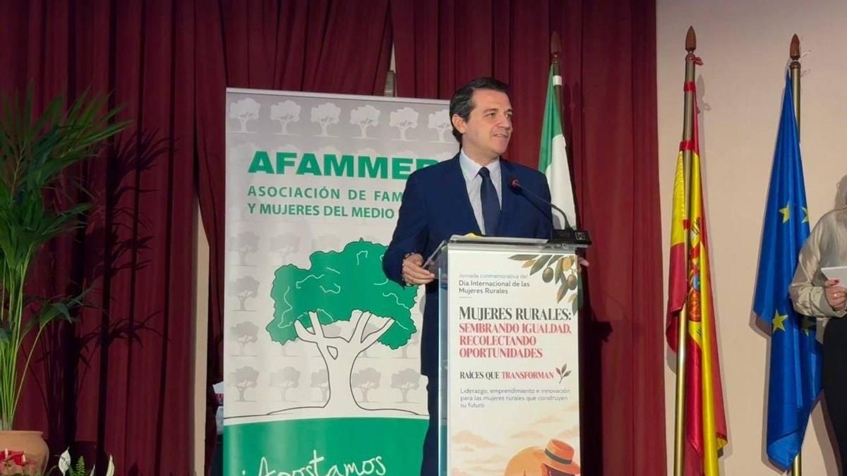 El alcalde defiende medidas ante determinados barrios que les "cuesta recortar brecha de desigualdad" en renta