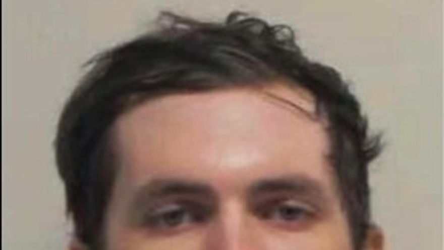 ¿Qué se sabe de Tyler Robinson, el acusado de asesinar a Charlie Kirk?