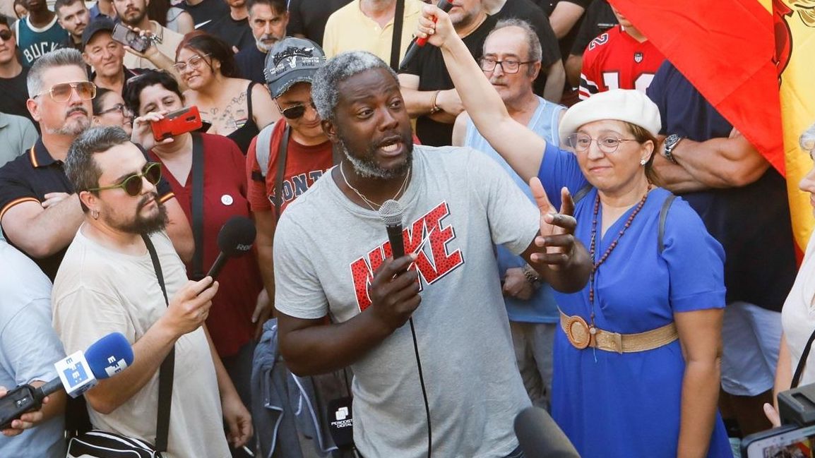 Mónica García responde a Ndongo: "Has tenido oportunidades para disculparte en estos tres años y seguiste acosándome"