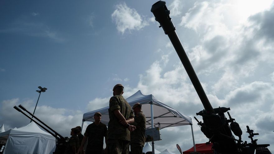 Canarias Insumisa rechaza el Día de las Fuerzas Armadas: “La paz no se construye con desfiles sino con educación y justicia social"