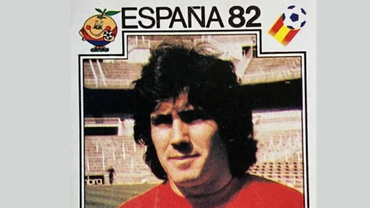 Cromo del futbolista cántabro Santillana de la colección del Mundial España 82.