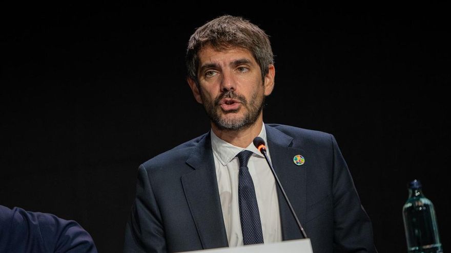 El ministro de Cultura, Ernest Urtasun, interviene durante la primera jornada de la conferencia Mondiacult, este lunes