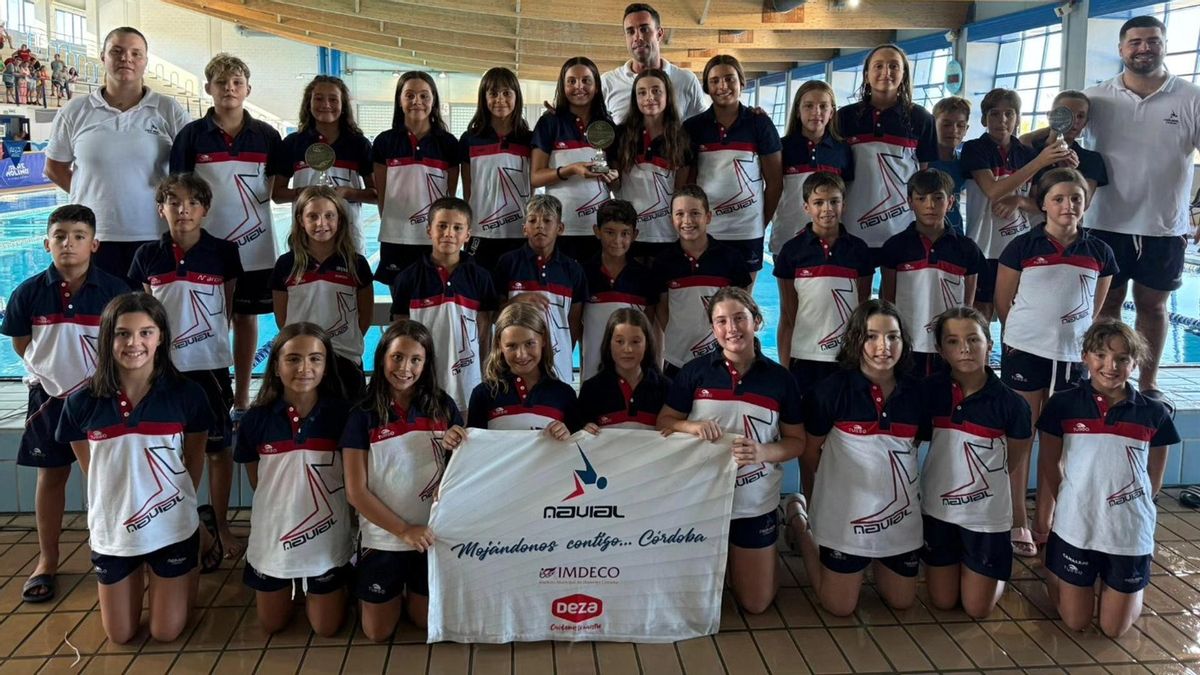 La cantera de la natación cordobesa se baña en medallas en los campeonatos de España y Andalucía