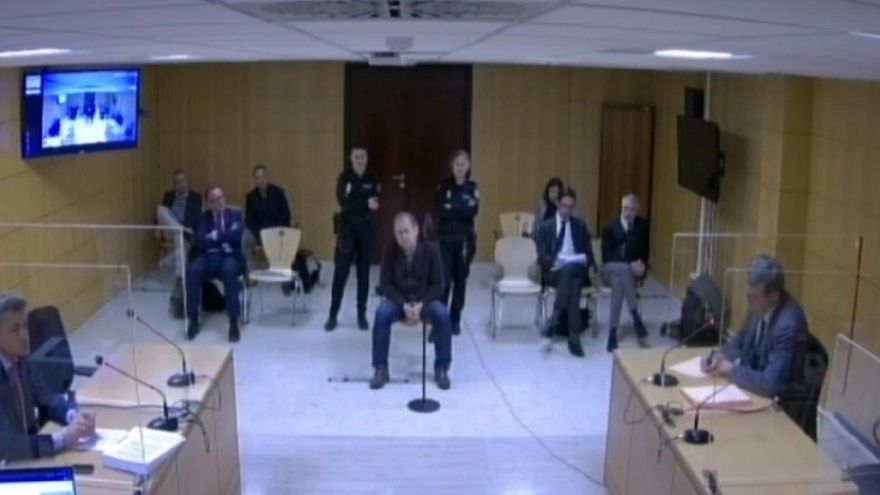 La jueza del caso Mediador suspende las declaraciones como testigos de la examante del general Espinosa y de un empresario