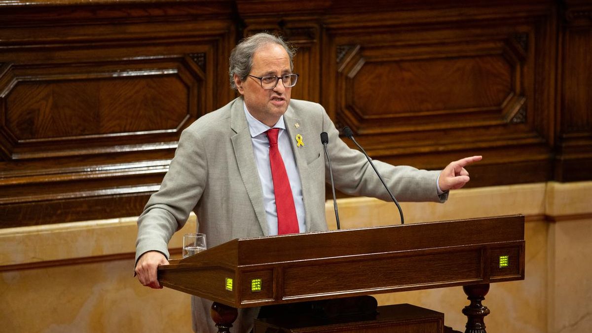 La JEC multa a Torra con 5.500 euros por lanzar mensajes en favor de los políticos presos durante la campaña electoral