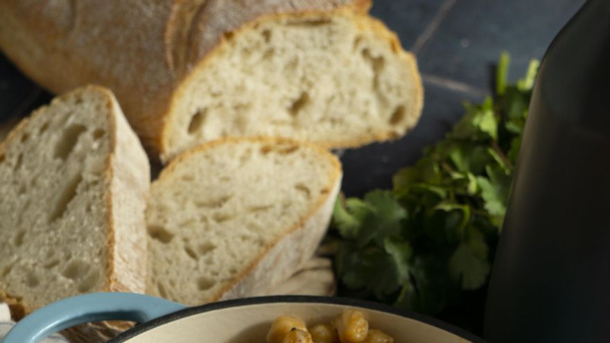 Ni carnes ni hueso de jamón: trucos para hacer un cocido vegano, más ligero y muy sabroso
