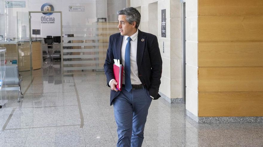 Zuloaga asegura que el Gobierno central "acompañará" al de Cantabria en el proyecto de La Pasiega