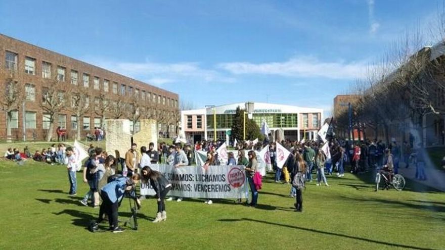 El Sindicato de Estudiantes acusa a la Junta de “desviar la atención” tras publicar los criterios para la PAU