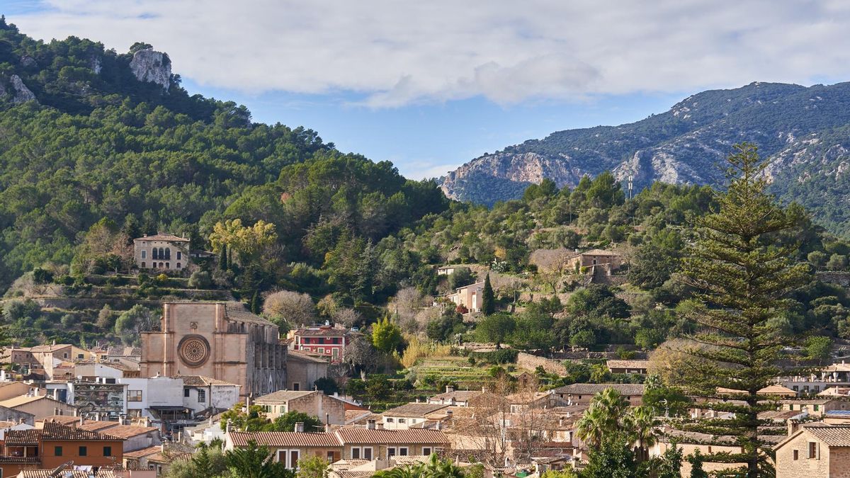 Esporles planta cara a PP i Vox i es proclama zona tensionada: "És un acte d'autodefensa"