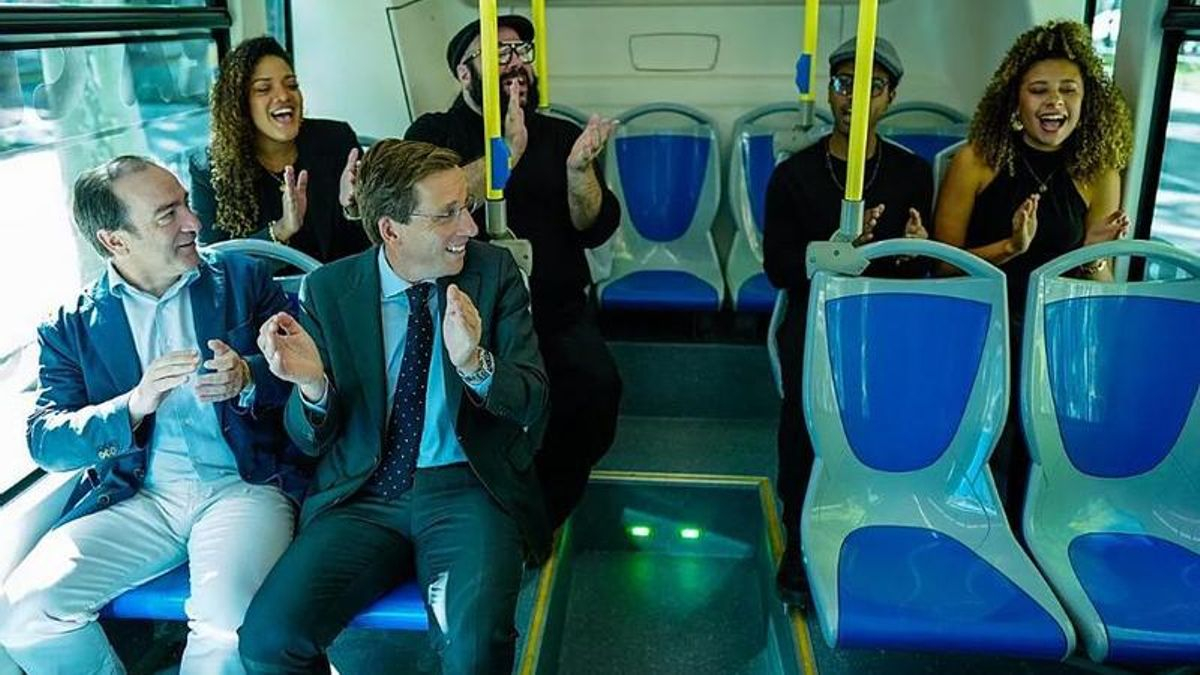 Almeida trasladó a 120 conductores de EMT para cubrir la Fórmula 1 y las esperas se duplicaron en líneas del sur de Madrid