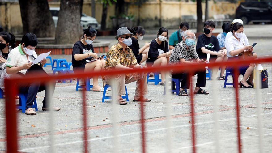 Vietnam alarga hasta octubre el confinamiento de su mayor ciudad EFE/EPA/LUONG THAI LINH