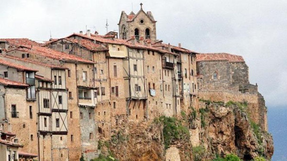 Frías asomándose al abismo.