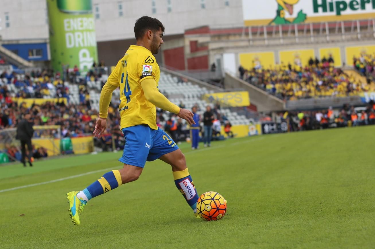 Imágenes del partido entre la UD Las Palmas y el FC Barcelona en el Estadio de Gran Canaria. (Alejandro Ramos).