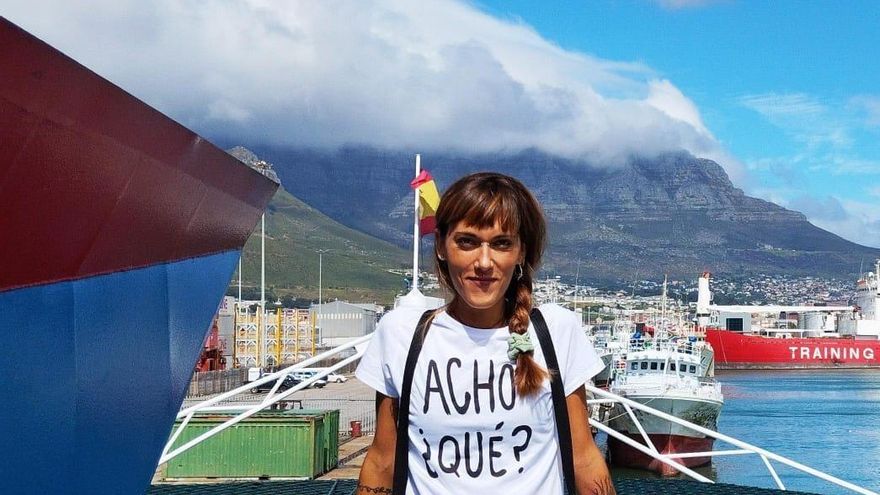 La madre de la bióloga albaceteña superviviente del naufragio en Malvinas, "muy emocionada"